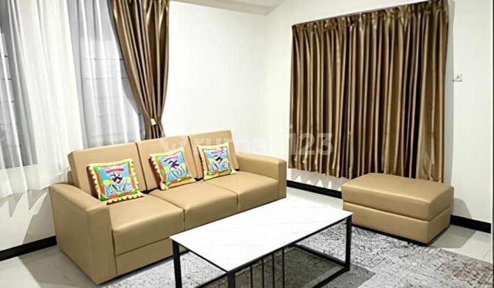 Rumah Bagus 2 Lantai Tengah Kota Bkr