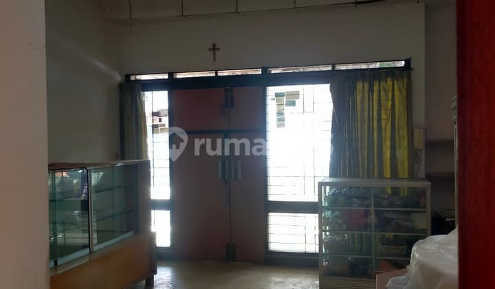 Rumah Ex Usaha Roti Buah Batu