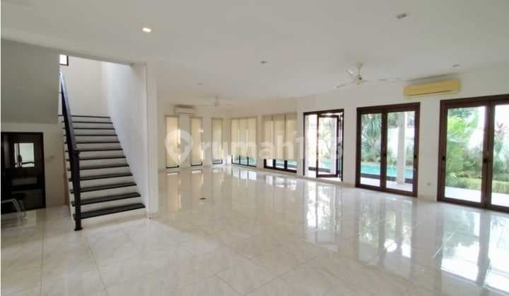 DIJUAL RUMAH CANTIK DI KEMANG JAKARTA SELATAN
