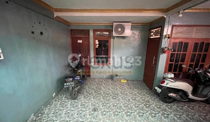Dijual Rumah 2 Lantai di Binong Permai,Curug Tangerang