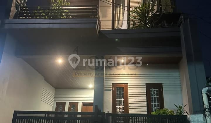 Dijual Rumah Siap Huni 2 Lantai di Ciledug Indah,Tangerang