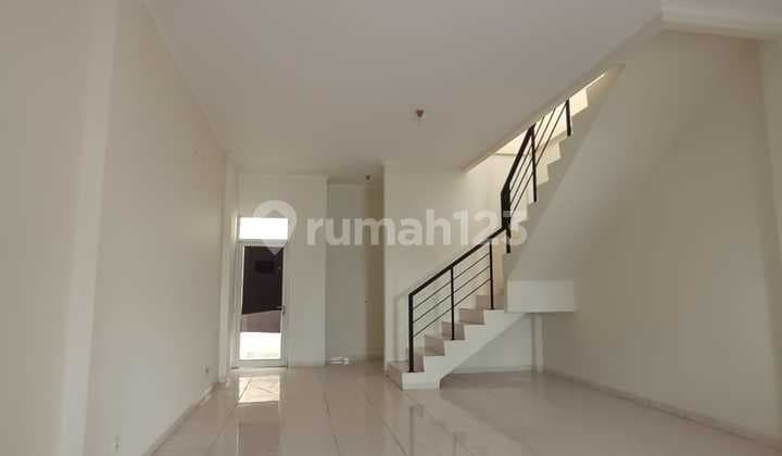 Disewakan Ruko Rapih Siap Huni Cocok untuk Kantor di Jalur Sutera, Alam Sutera