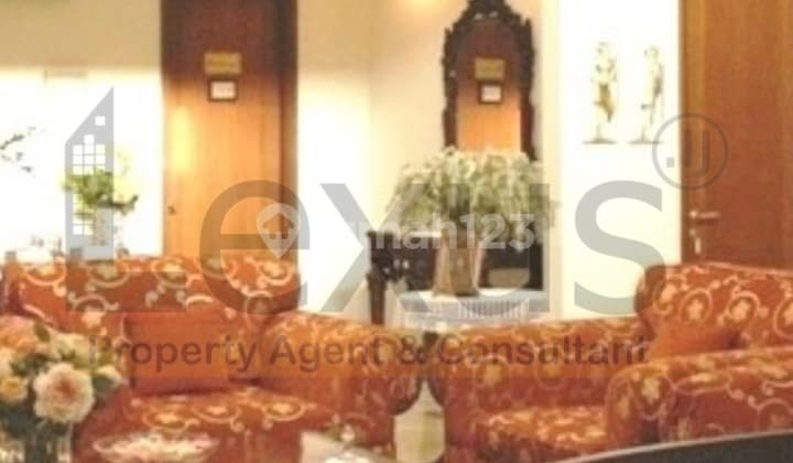 Dijual Rumah Besar dan Asri di Bintaro Jaya Sektor 9 Semi Furnished