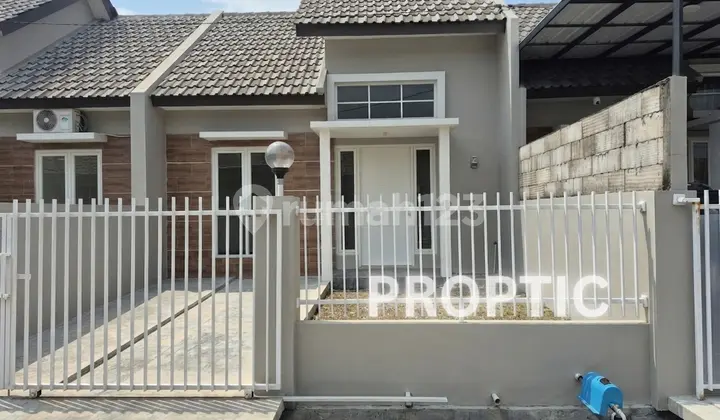 Alana Sidoarjo Single-Story House - Rm015apd