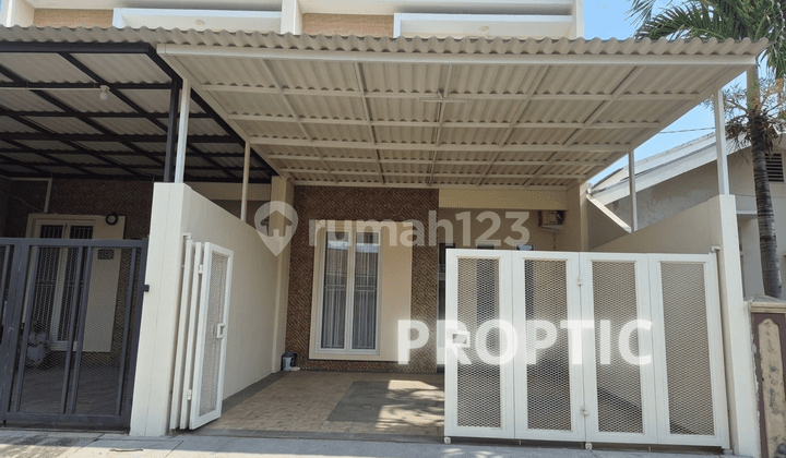 2-Story House at Pondok Tjandra Waru Sidoarjo - Rm055apd
