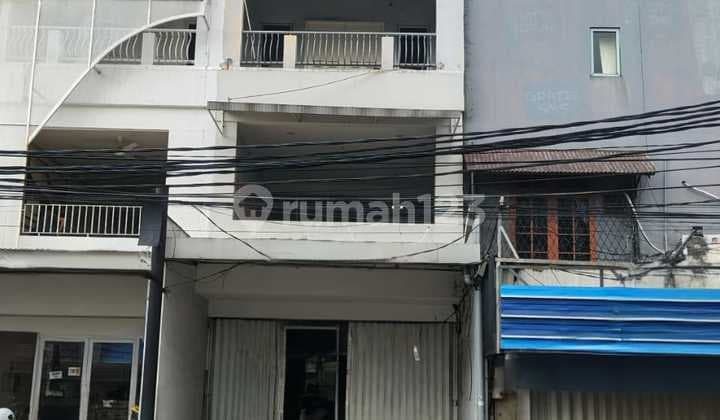 For Rent and For Sale Shophouses on the main road of Taman Galaxy, Bekasi.
