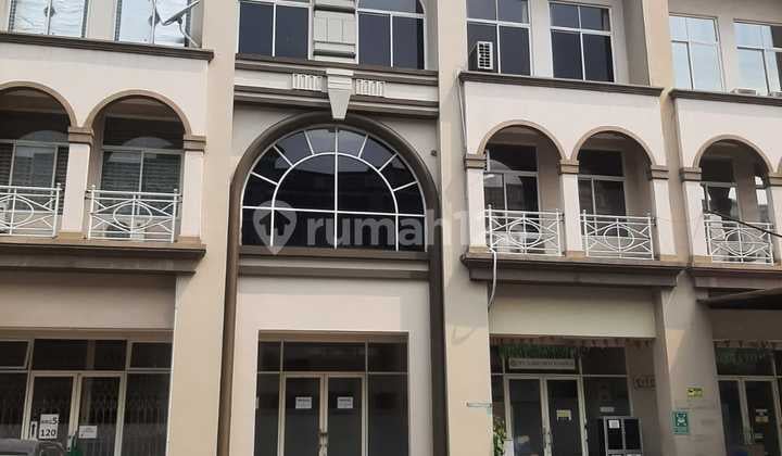 Dijual cepat ruko siap pakai di Grand Galaxy City Bekasi