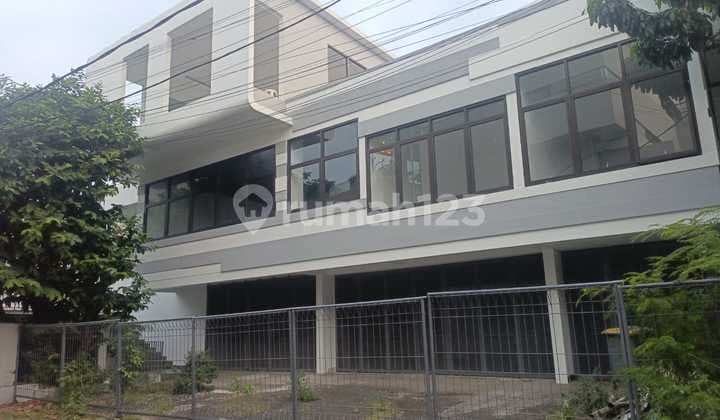 Di Sewakan Gedung Serbaguna dan Siap Pakai di Bangka Raya Jakarta Selatan