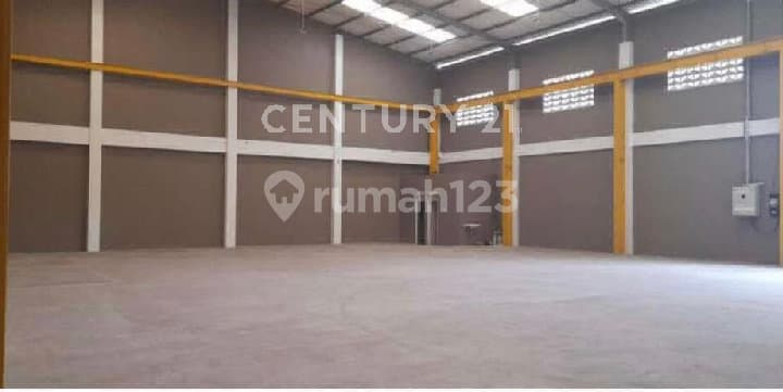 Strategically Located Warehouse Ready for Operation in Tambun
