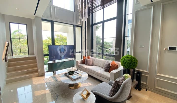 Hunian Mewah Pakai Lift 3 Lantai Di Bsd City