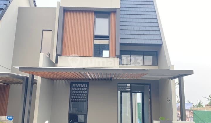 Rumah 2 Lantai Deket Akses Toll Di Pamulang Tangsel