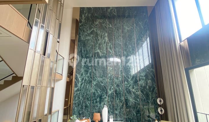 Rumah Mewah di Navapark BSD City