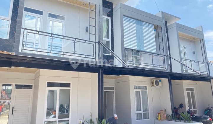 Rumah 2 Lantai Strategis Di Jaksel Akse Busway