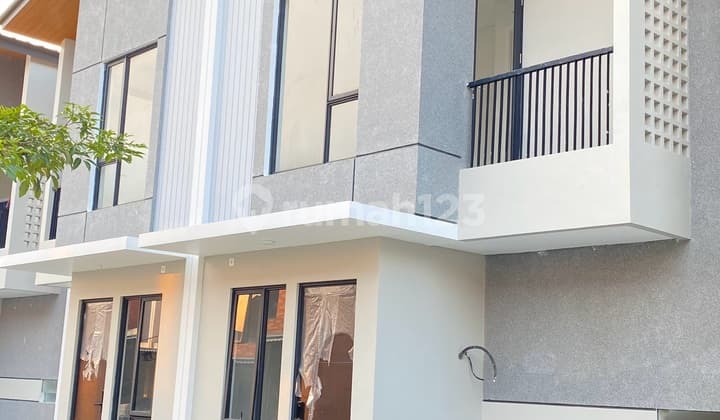 Rumah 2 Lantai Harga 1M di Tangsel