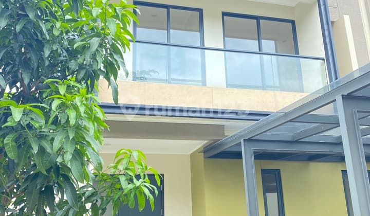 Rumah Cluster Hoek Di Symphonia Summarecon Serpong