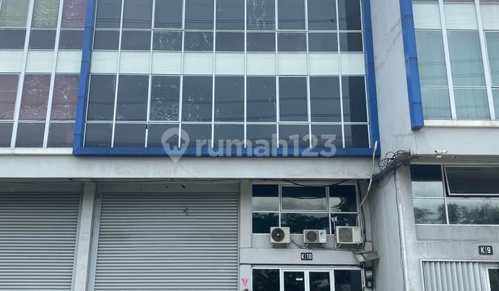 Gudang Siap Pakai Di Duta Indah Sentoha