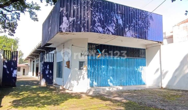 Ruang Usaha + Gudang Hook Di Poros Jalan Daerah Blimbing, Malang