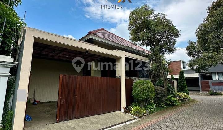 Rumah Mewah Hook Full Kayu Merbau Di Villa Puncak Tidar Malang