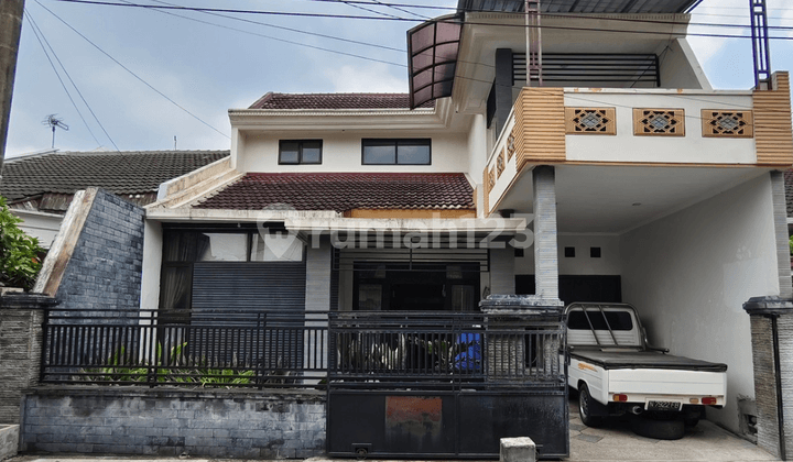 Rumah Banyak Kamar Cocok Utk Kost/Guest House Daerah Sulfat Malang