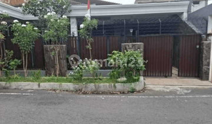 Rumah Klasik Mewah 405m² Full Furnish Di Indragiri Malang