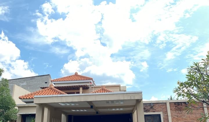 Rumah Luas 1003 M2 Dijual Bintaro Sektor 9