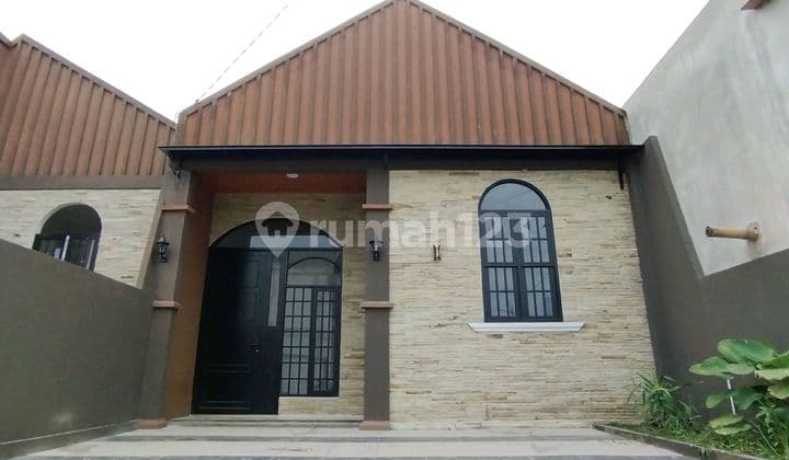 Rumah Modern Terlaris Area Kampus Undip Semarang