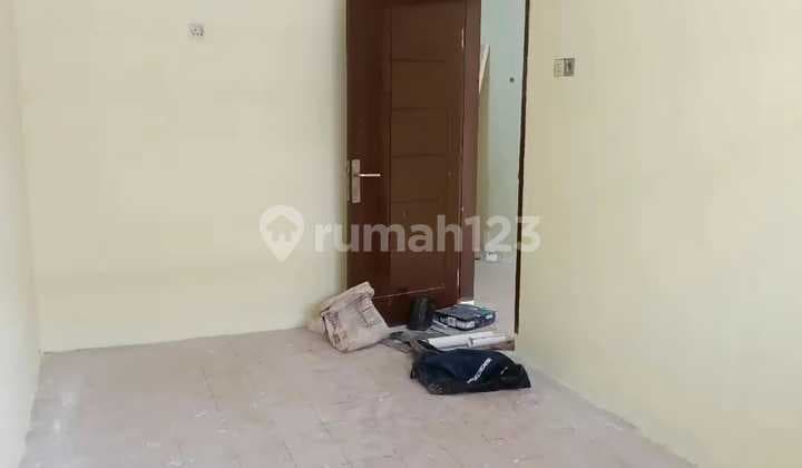 Rumah Usaha 3 Lantai 4x17 Di Tanah Sereal Jembatan Lima Tambora