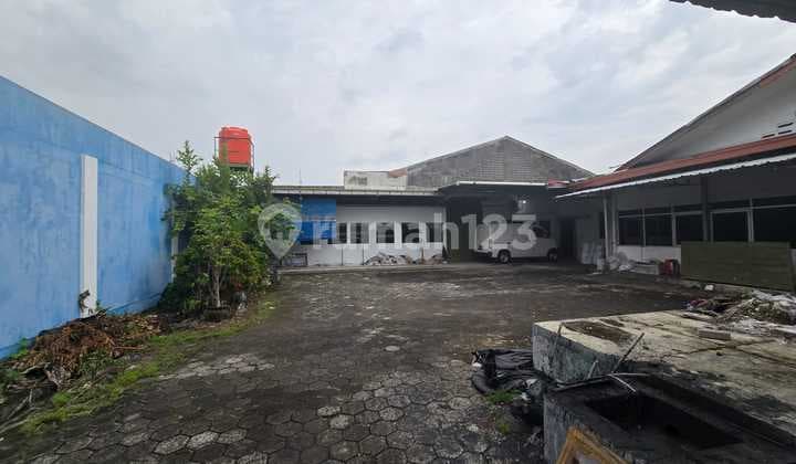 Gudang Besar di Dekat Solo Baru Dijual Cepat Masih Aktif