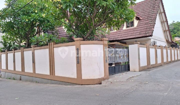 Rumah 2 Lt. Hook Kokoh Luas Murah Dekat Galaxy Pekayon Bekasi