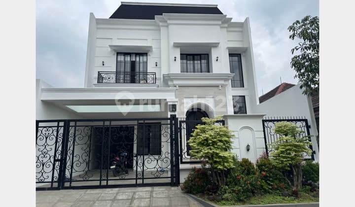Dijual Rumah Mewah Strategis 2 Lantai di Gading Serpong, Tangerang