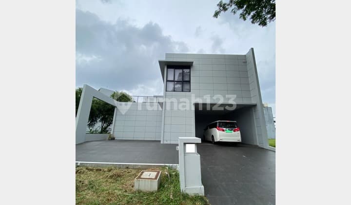 Dijual Rumah View Danau The Spring - Scarlet Gading Serpong, Tangerang