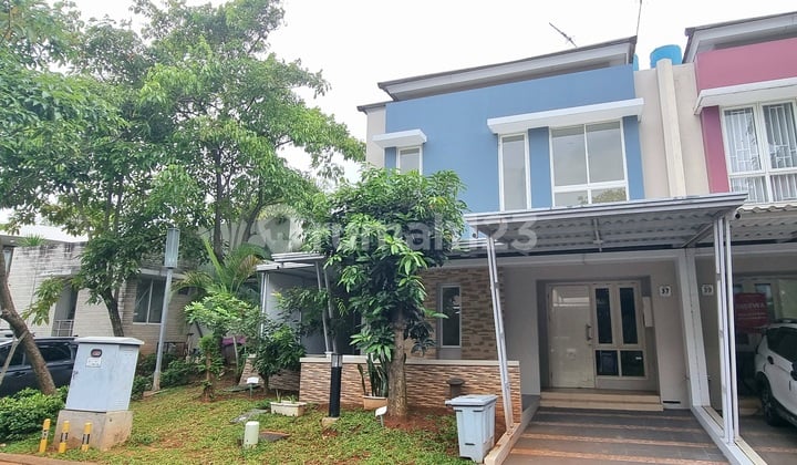 Dijual Rumah Hoek Siap Huni di Cluster Thomson Scientia Gading Serpong, Tangerang