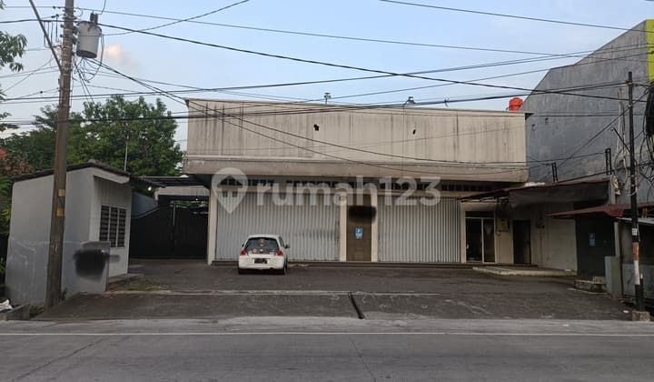 Ruang Usaha Komersil Bawah Njop Cocok Bisnis/ Kuliner