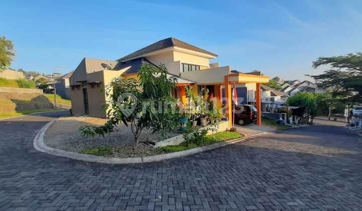 Rumah Siap Huni Cluster Bebas Banjir Dekat Unimus