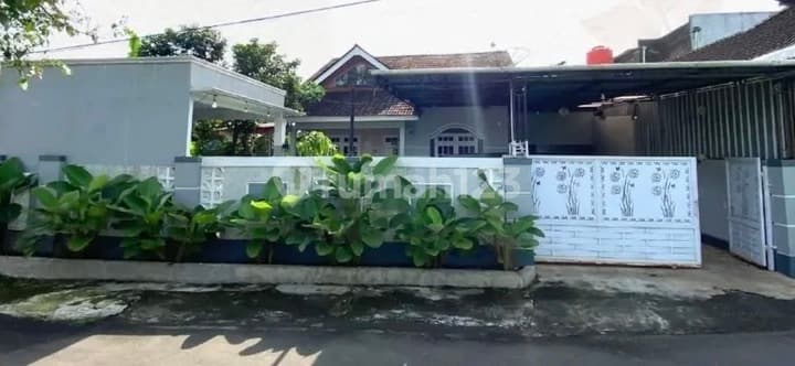 Rumah Ada Gasebo Siap Huni Dekat Jln Lingkar Salatiga