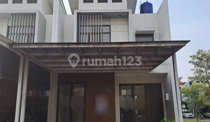 Nice House 6m Wide in JGC Cakung East Jakarta Semi Furnished SHM
