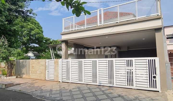 Rumah Mewah Bagus Di Grand Taruma Karawang Semi Furnished SHM