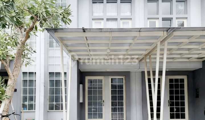 Empty House with AC, 3 Bedrooms in Grand Pakuwon Near Margomulyo