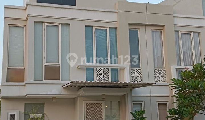 Rumah Full Furnish di Grand Pakuwon Dekat Margomulyo