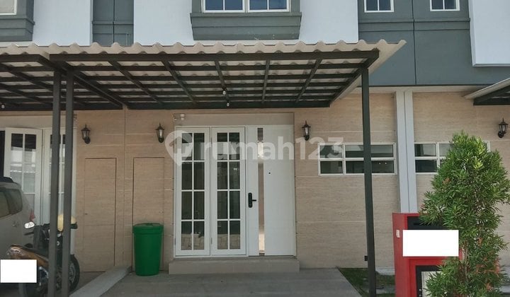 New Minimalist House in a Cluster at Bukit Mas Wiyung Tourism Area