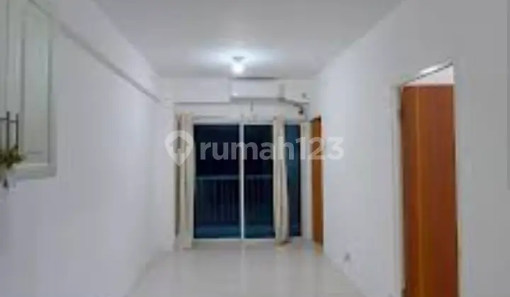 Puncak Bukit Golf Apartment 2BR Unfurnished with 2 Air Conditioners