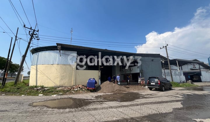 gudang siap pakai untuk bisnis apapun di margo mulyo akses kontainer