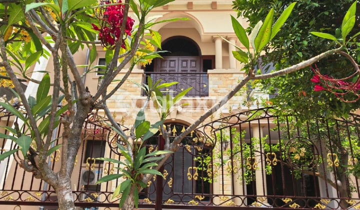 Rumah Mewah 2 Lantai Siap Huni di Wisata Bukit Mas Wiyung Lidah Wetan Sby Barat