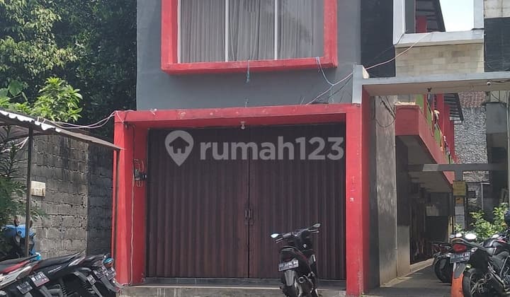 Kost Exclusice Full Penghuni Dekat Amplaz