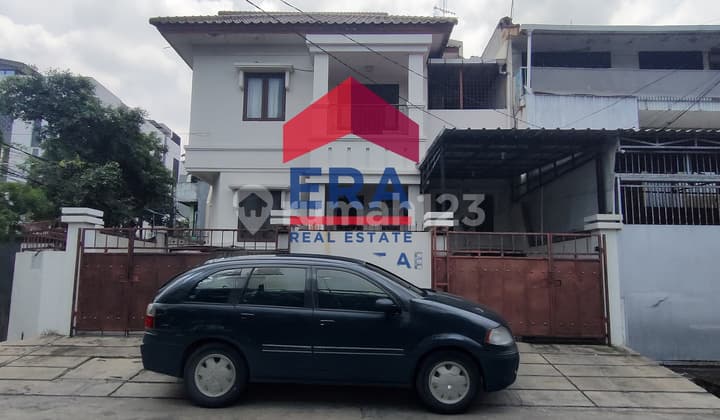 Dijual - Rumah Hoek ( Kebon Jeruk Kota )