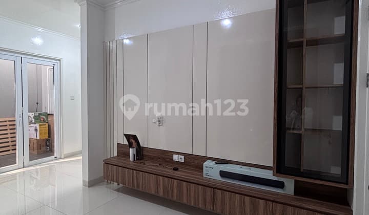 Dijual Murah Rumah Rapi Siap Huni Full Renov