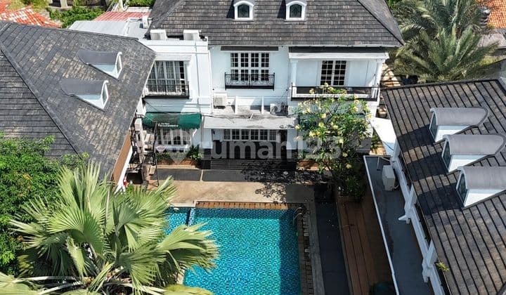For Sale Lux American Classic Home Cirendeu Tangsel