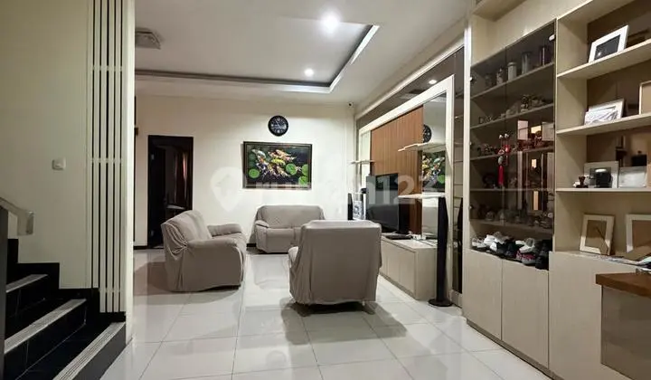 Dj Mekarwangi Kt4+1 Km4+1 Lm8mtr Shm2lt. Furnished East-facing 5500W Ready to Move In