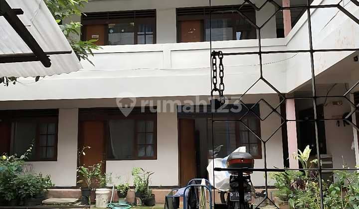 Rumah+Rukost di Surya Sumantri Pasteur Bdg 18 Kamar Lt490 Lb 350 Kost 1274