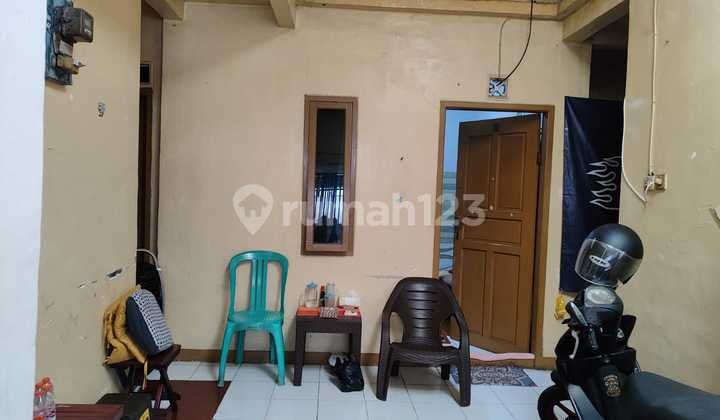 Kost2 An Active Inside Alley Near Pvj and Rs.hasan Sadikin 12kt Code 1246 Land 95 Building 100